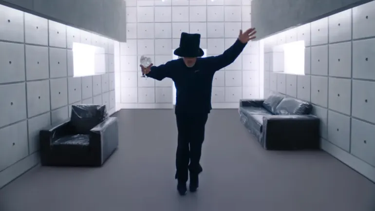 Beefeater 借力 Jamiroquai 经典 MV,为零度金酒打造全新 Campaign Trail 案例